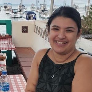 Meet your Posher, Alyssa